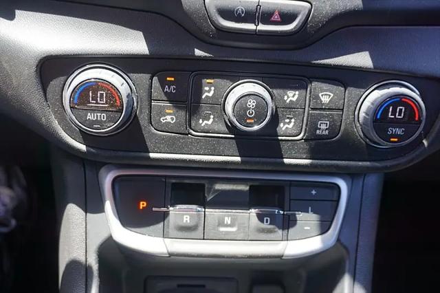 2023 GMC Terrain AWD SLT