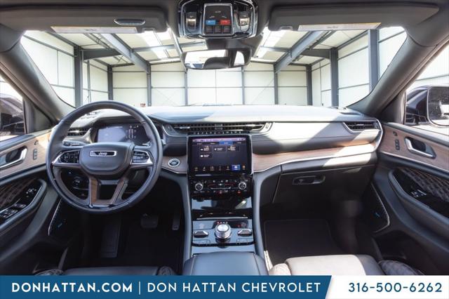 2022 Jeep Grand Cherokee Summit 4x4