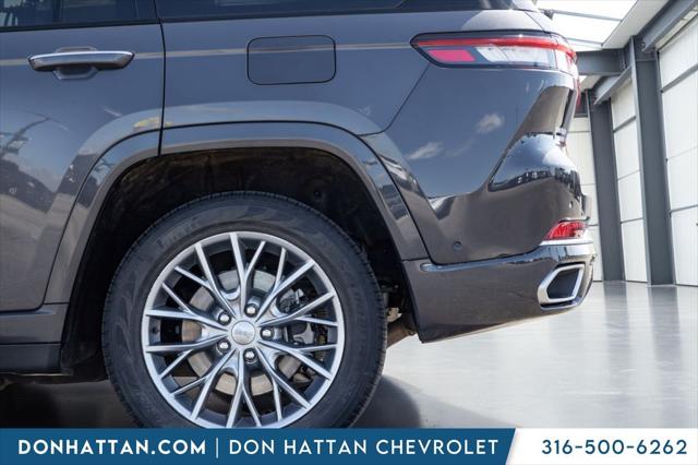 2022 Jeep Grand Cherokee Summit 4x4