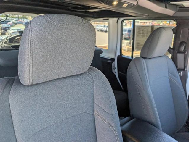 2025 Jeep Wrangler 4-Door Willys 4x4