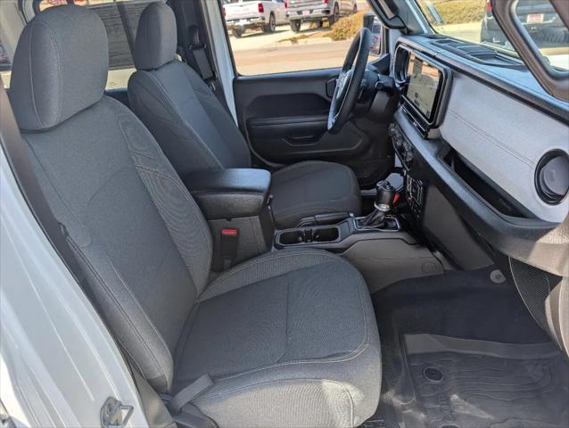 2025 Jeep Wrangler 4-Door Willys 4x4