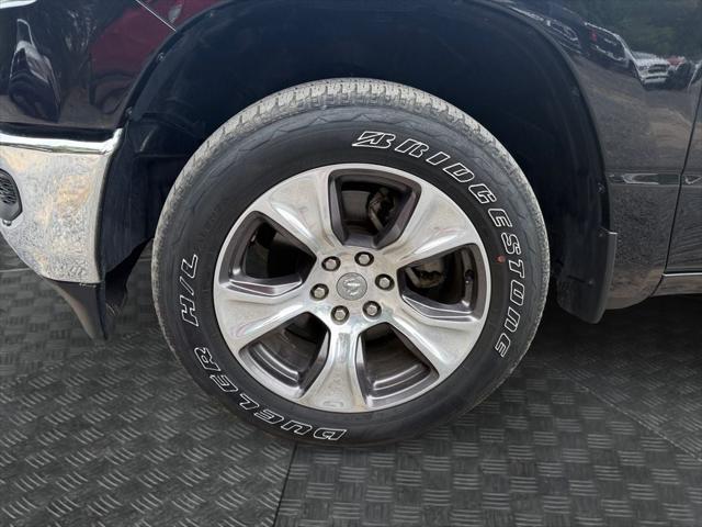 2024 Ram 1500 Laramie Crew Cab 4x2 5'7" Box