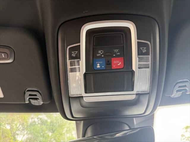 2024 Ram 1500 Laramie Crew Cab 4x2 5'7" Box