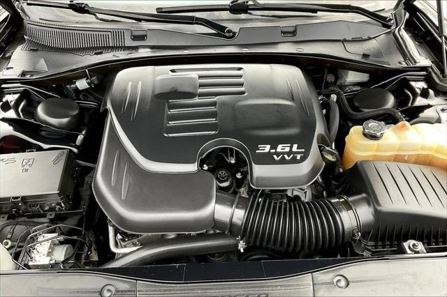 2021 Dodge Charger SXT RWD