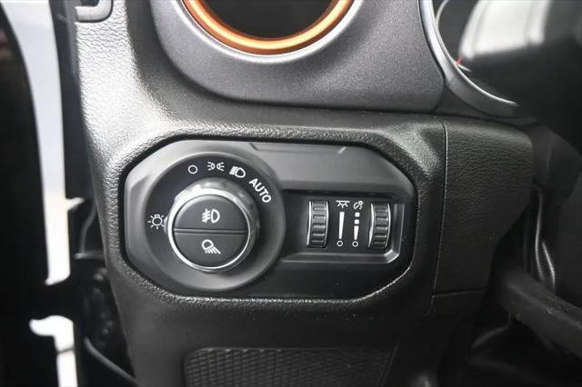 2022 Jeep Gladiator Sport