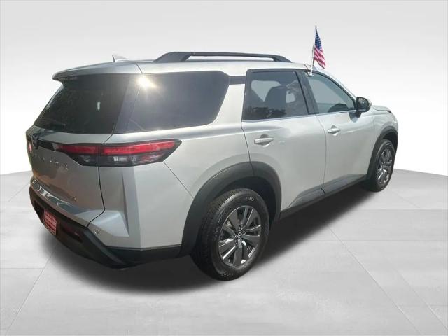 2025 Nissan Pathfinder SV 4WD