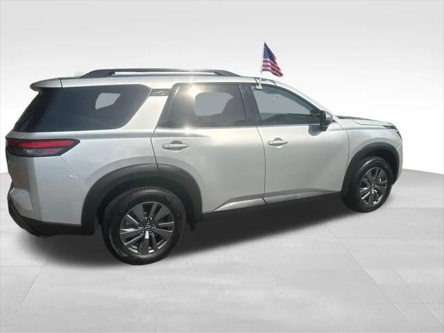 2025 Nissan Pathfinder SV 4WD