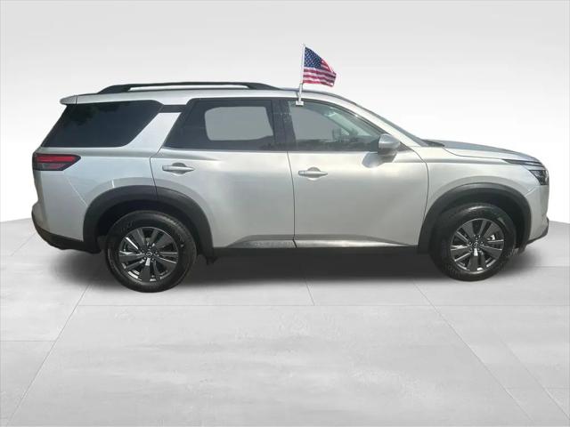 2025 Nissan Pathfinder SV 4WD