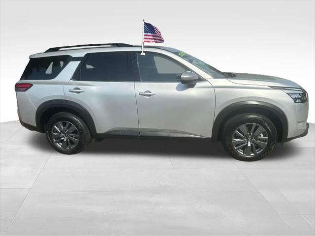 2025 Nissan Pathfinder SV 4WD