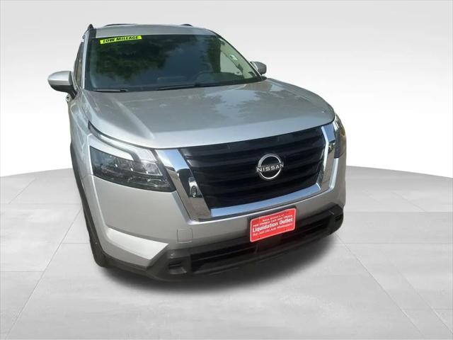 2025 Nissan Pathfinder SV 4WD