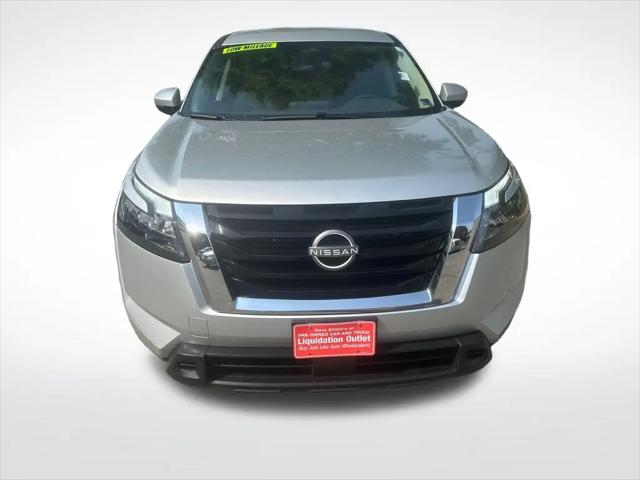 2025 Nissan Pathfinder SV 4WD