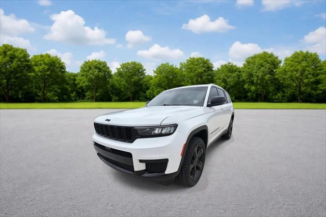 2023 Jeep Grand Cherokee L Altitude 4x2