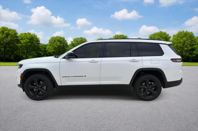 2023 Jeep Grand Cherokee L Altitude 4x2