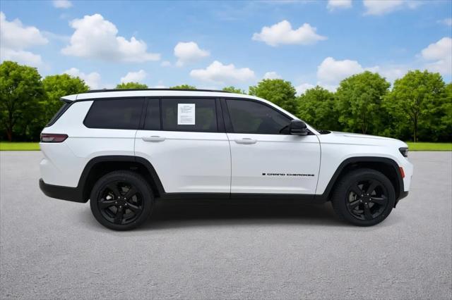 2023 Jeep Grand Cherokee L Altitude 4x2