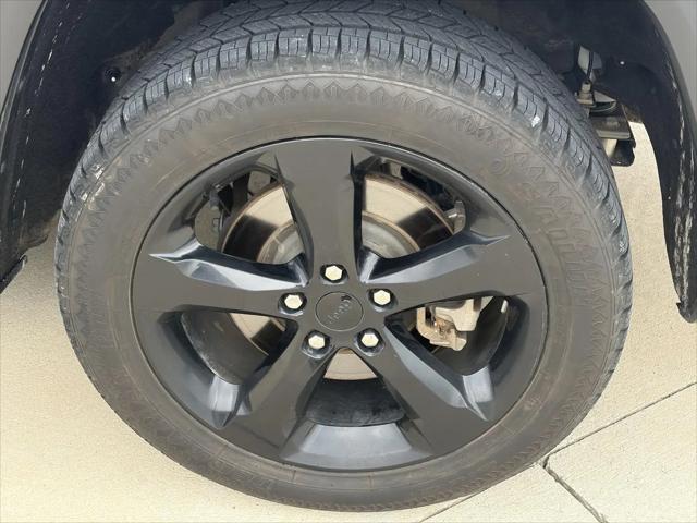 2023 Jeep Grand Cherokee L Altitude 4x2