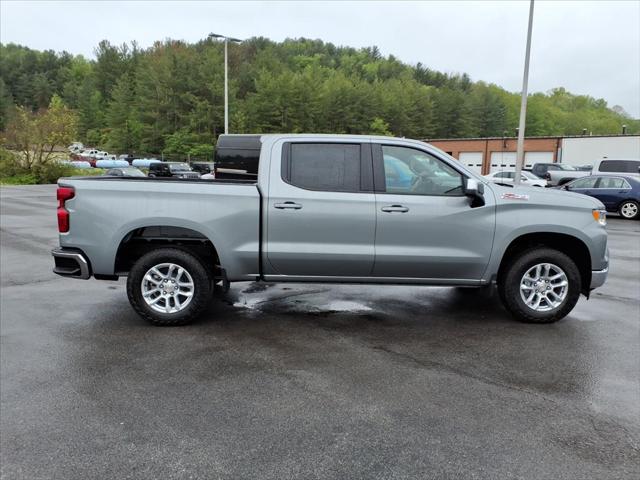 2026 Chevrolet Silverado 1500 4WD Crew Cab Standard Bed LT