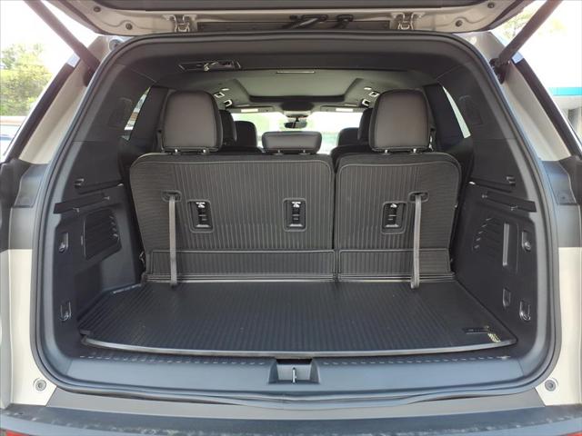 2026 GMC Acadia AT4 AWD