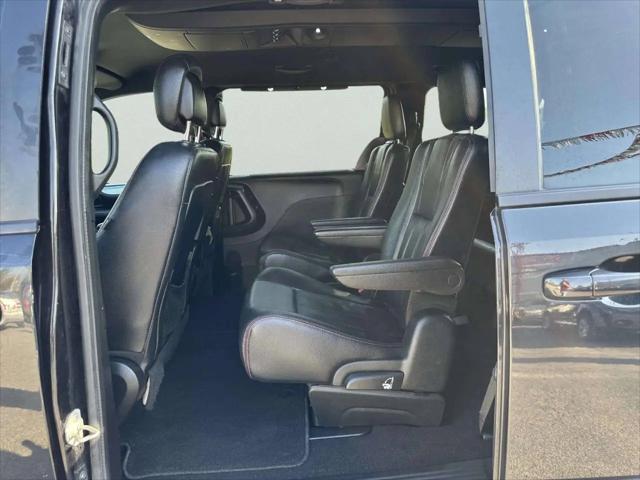 2017 Dodge Grand Caravan GT