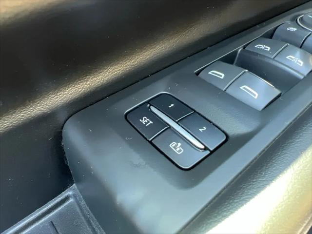2022 Chevrolet Suburban 4WD High Country