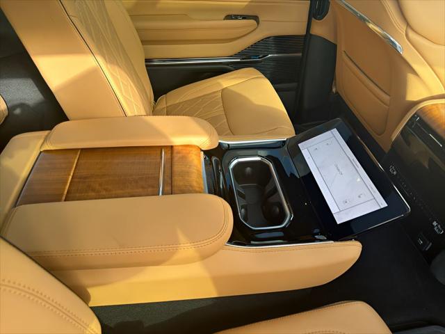 2024 Jeep Grand Wagoneer Series III 4x4