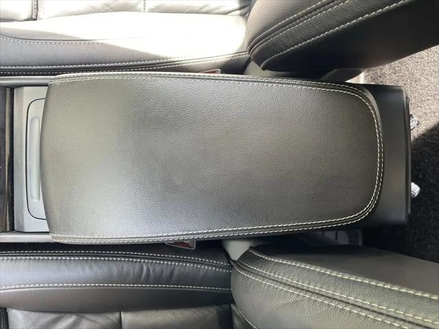 2023 Volvo XC40 B5 Plus Bright Theme