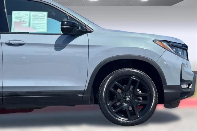 2025 Honda Passport AWD Black