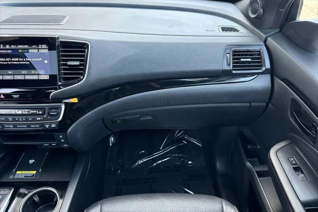 2025 Honda Passport AWD Black