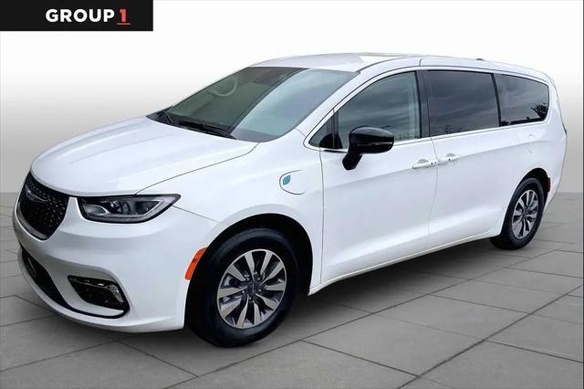 2024 Chrysler Pacifica Hybrid Select for sale in Denton, TX