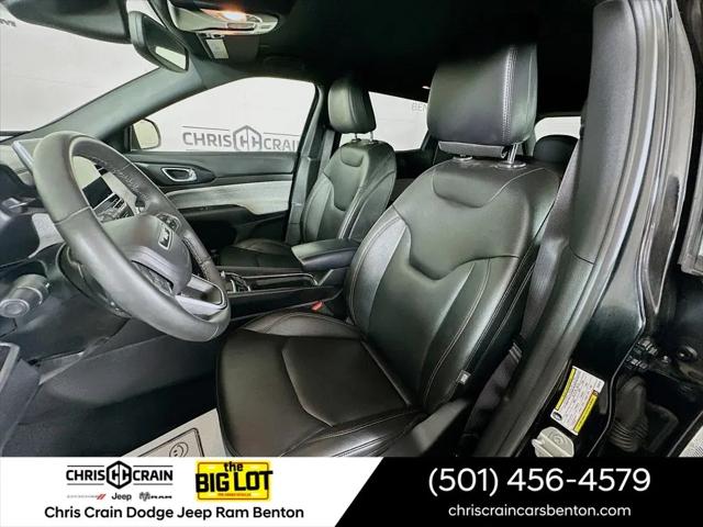 2024 Jeep Compass Latitude Lux FWD
