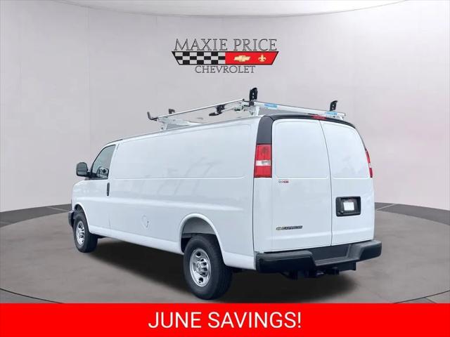 2026 Chevrolet Express Cargo Van 2500 Extended Wheelbase, WT, RWD