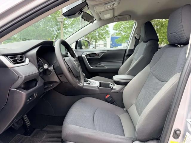 2022 Toyota RAV4 Hybrid LE