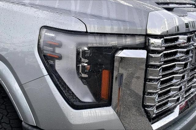 2026 GMC Sierra 2500HD Crew Cab, Standard Bed, Denali, 4WD