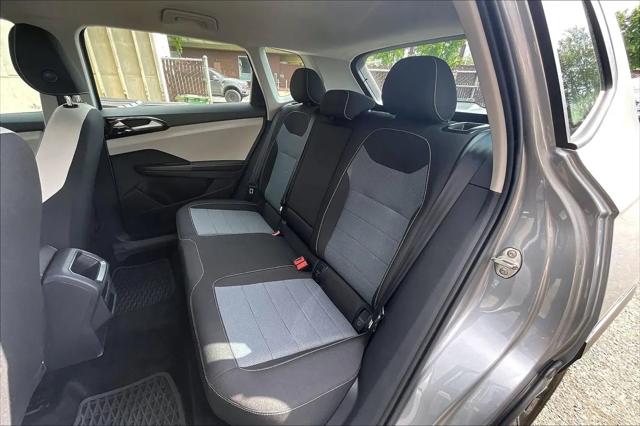 2025 Volkswagen Taos 1.5T S