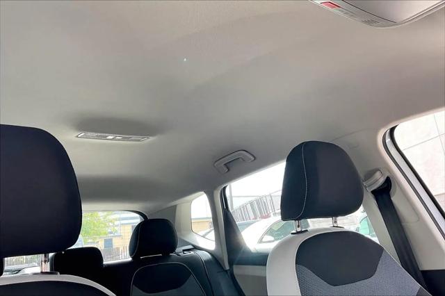 2025 Volkswagen Taos 1.5T S