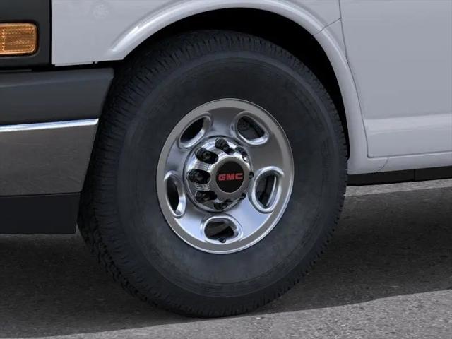 2026 GMC Savana Passenger 3500 Regular Wheelbase, LT, RWD