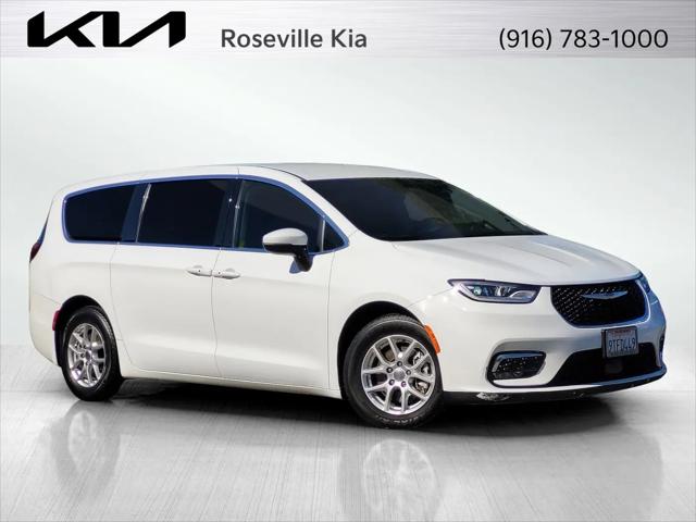 2023 Chrysler Pacifica Touring L for sale in Roseville, CA
