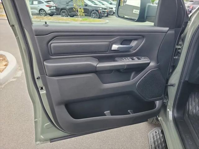 2026 Ram 1500 Tradesman Crew Cab 4x4 57 Box