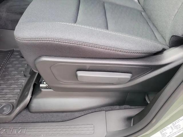 2026 Ram 1500 Tradesman Crew Cab 4x4 57 Box