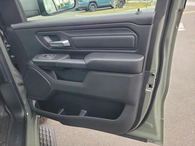 2026 Ram 1500 Tradesman Crew Cab 4x4 57 Box