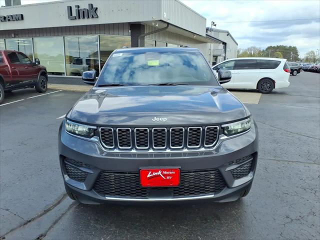 2026 Jeep Grand Cherokee Altitude 4x4