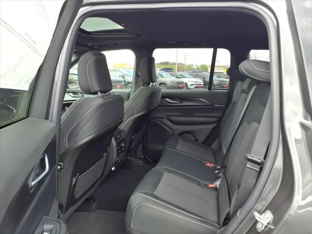 2026 Jeep Grand Cherokee Altitude 4x4