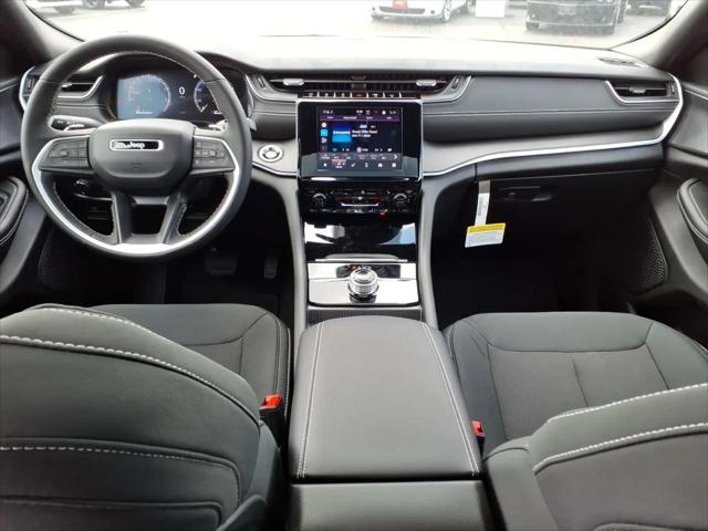2026 Jeep Grand Cherokee Altitude 4x4