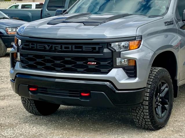 2026 Chevrolet Silverado 1500 4WD Crew Cab Short Bed Custom Trail Boss