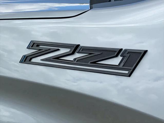 2026 Chevrolet Silverado 1500 4WD Crew Cab Short Bed Custom Trail Boss