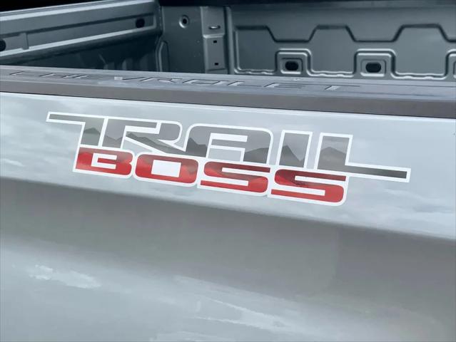 2026 Chevrolet Silverado 1500 4WD Crew Cab Short Bed Custom Trail Boss