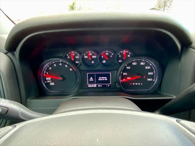 2026 Chevrolet Silverado 1500 4WD Crew Cab Short Bed Custom Trail Boss