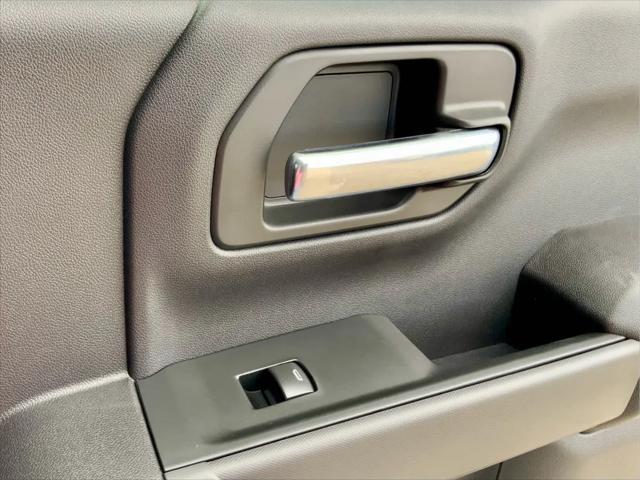 2026 Chevrolet Silverado 1500 4WD Crew Cab Short Bed Custom Trail Boss