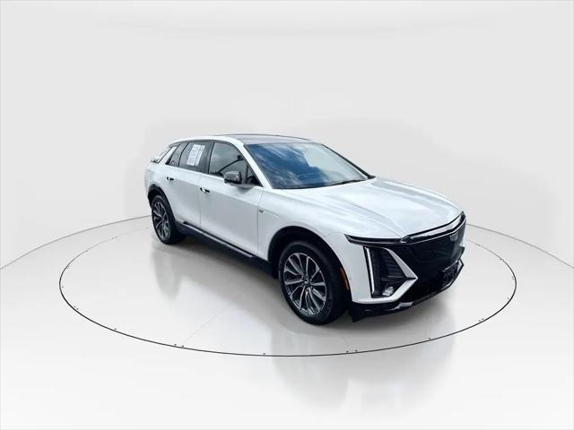 2025 Cadillac iQ Sport 2 RWD