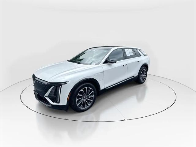 2025 Cadillac iQ Sport 2 RWD