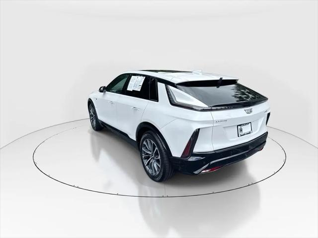 2025 Cadillac iQ Sport 2 RWD